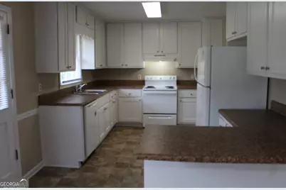 2084 Marbut Lane, Lithonia, GA 30052 - Photo 22