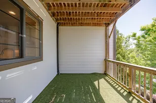 824 Stone Ridge Ln, Atlanta, GA 30324 - Photo 22