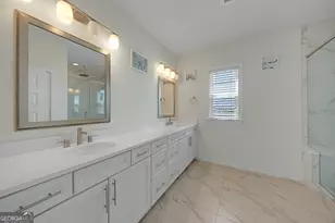 824 Stone Ridge Ln, Atlanta, GA 30324 - Photo 34