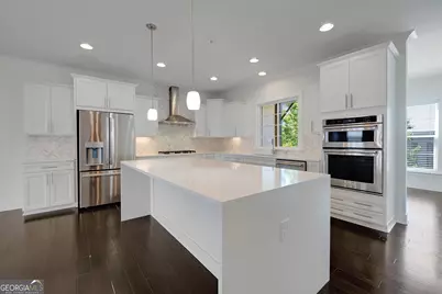 824 Stone Ridge Lane, Atlanta, GA 30324 - Photo 8