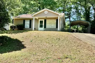 1194 Lindsey St, Lagrange, GA 30240 - Photo 2