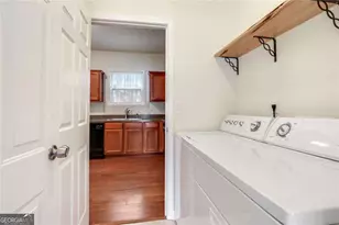 3627 Uppark Dr, Atlanta, GA 30349 - Photo 16