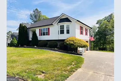 2009 Ashley Lane, Dalton, GA 30721 - Photo 2