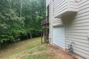 180 Forrest Lake Dr, Fayetteville, GA 30215 - Photo 18