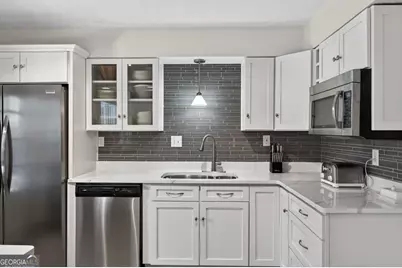 9 Scotland Place NW, Atlanta, GA 30318 - Photo 16