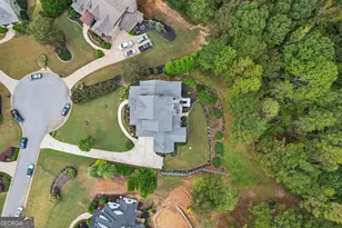 395 Beaumont Farms Dr, Sharpsburg, GA 30277 - Photo 10