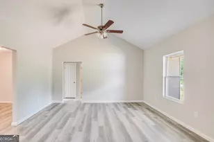 94 Lyla Ln, Canon, GA 30520 - Photo 6