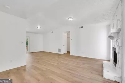 1937 Young Road, Lithonia, GA 30058 - Photo 6