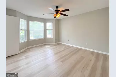 5983 Hitt Lake Trail, Stone Mountain, GA 30087 - Photo 8