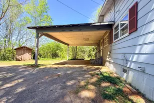 1131 Glade Creek Pkwy, Mount Airy, GA 30563 - Photo 18