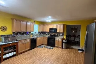 11045 Southwood Dr, Hampton, GA 30228 - Photo 10