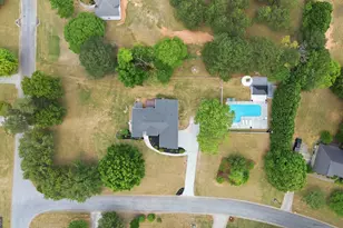 2015 Wood Valley Dr, Loganville, GA 30052 - Photo 4