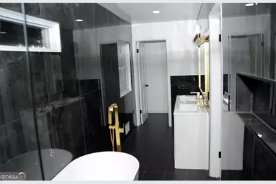 4247 Bingham Ct, Stone Mountain, GA 30083 - Photo 12