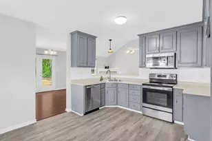 148 Dodgen Pl Dr, Hampton, GA 30228 - Photo 6