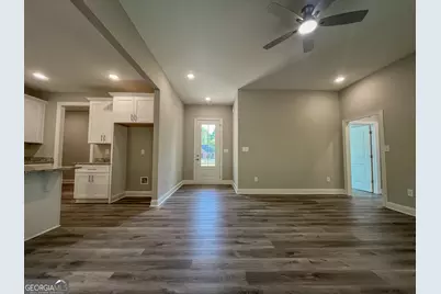 711 Flanders Court, Dublin, GA 31021 - Photo 8