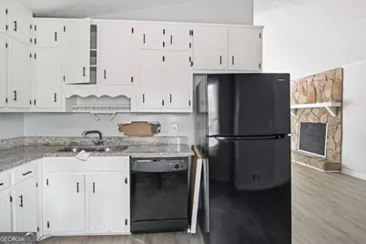 5905 Wellborn Trail, Lithonia, GA 30058 - Photo 18