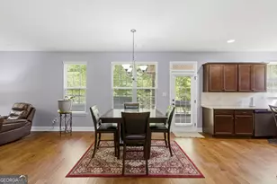 127 Austin Storey Cir, Newnan, GA 30263 - Photo 8