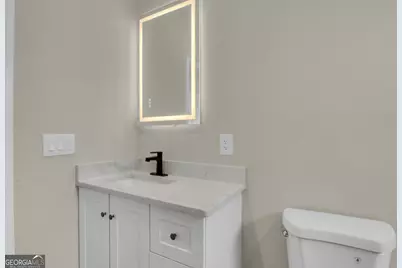 2172 Ben Hill Road, East Point, GA 30344 - Photo 30