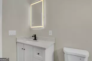 2172 Ben Hill Rd, East Point, GA 30344 - Photo 30