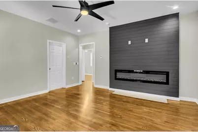 2172 Ben Hill Road, East Point, GA 30344 - Photo 8