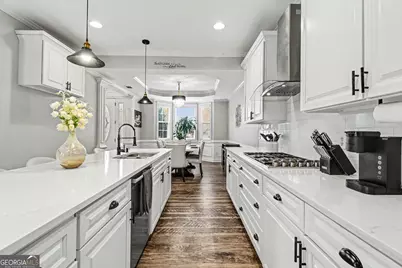 515 Gracelyn Court SW, South Fulton, GA 30331 - Photo 14