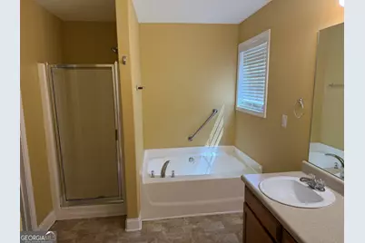 429 Jasmine Circle, Lagrange, GA 30241 - Photo 10