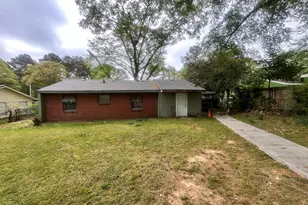 471 Ridgecrest Dr, Riverdale, GA 30274 - Photo 4