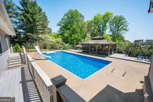 202 Heights Pl, Canton, GA 30114 - Photo 2