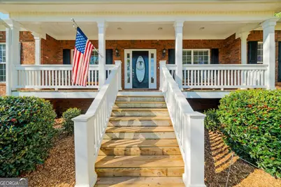 144 Manor Place, Commerce, GA 30530 - Photo 2