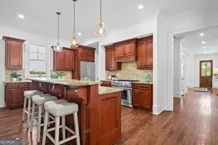 94 W Belle Isle Rd, Sandy Springs, GA 30342 - Photo 8