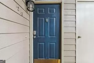 1215 McGill Park Ave NE, Atlanta, GA 30312 - Photo 2