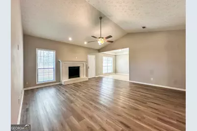 11647 Matthews Trail, Hampton, GA 30228 - Photo 4