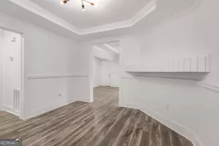 1126 E Waldburg St, Savannah, GA 31401 - Photo 16