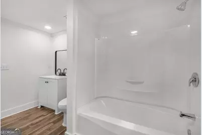 1126 E Waldburg Street, Savannah, GA 31401 - Photo 30