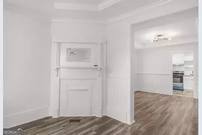 1126 E Waldburg Street, Savannah, GA 31401 - Photo 12