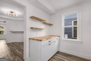 1126 E Waldburg St, Savannah, GA 31401 - Photo 24