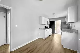 506 Shady Ln, Forest Park, GA 30297 - Photo 6