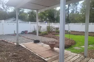 30 S McCrorie St, Baxley, GA 31513 - Photo 16