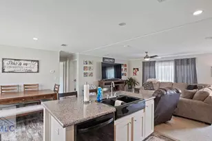 876 Hires Rd, Jesup, GA 31545 - Photo 12