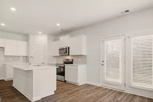 109 Oakchase Pk Ln, Hampton, GA 30228 - Photo 6