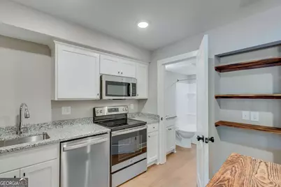 710 Jesse Jewell Parkway SE #202 STUDIO, Gainesville, GA 30501 - Photo 10