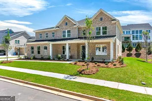 4330 Hawthorn Cir, Alpharetta, GA 30022 - Photo 2