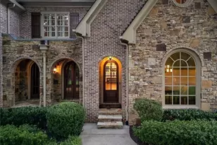 4304 Berkford Cir NE, Atlanta, GA 30319 - Photo 2