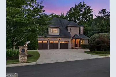 4304 Berkford Circle NE, Atlanta, GA 30319 - Photo 6