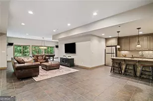 4304 Berkford Cir NE, Atlanta, GA 30319 - Photo 8