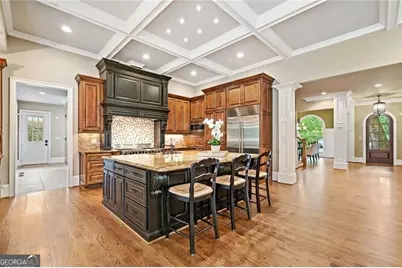 4304 Berkford Circle NE, Atlanta, GA 30319 - Photo 6