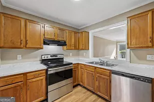 401 Autumn Leaf Way, Norcross, GA 30093 - Photo 8
