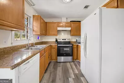 809 N Main Street, Statesboro, GA 30458 - Photo 12