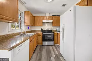 809 N Main St, Statesboro, GA 30458 - Photo 12