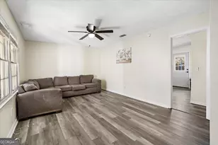 809 N Main St, Statesboro, GA 30458 - Photo 8